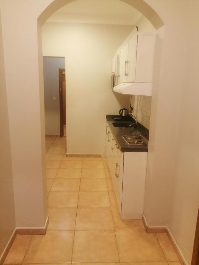 Nozol Al Toot Furnished Units Aparthotel Rijád Kültér fotó