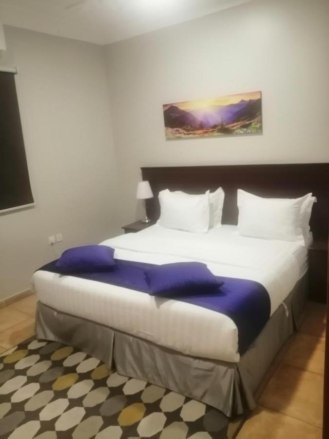 Nozol Al Toot Furnished Units Aparthotel Rijád Kültér fotó