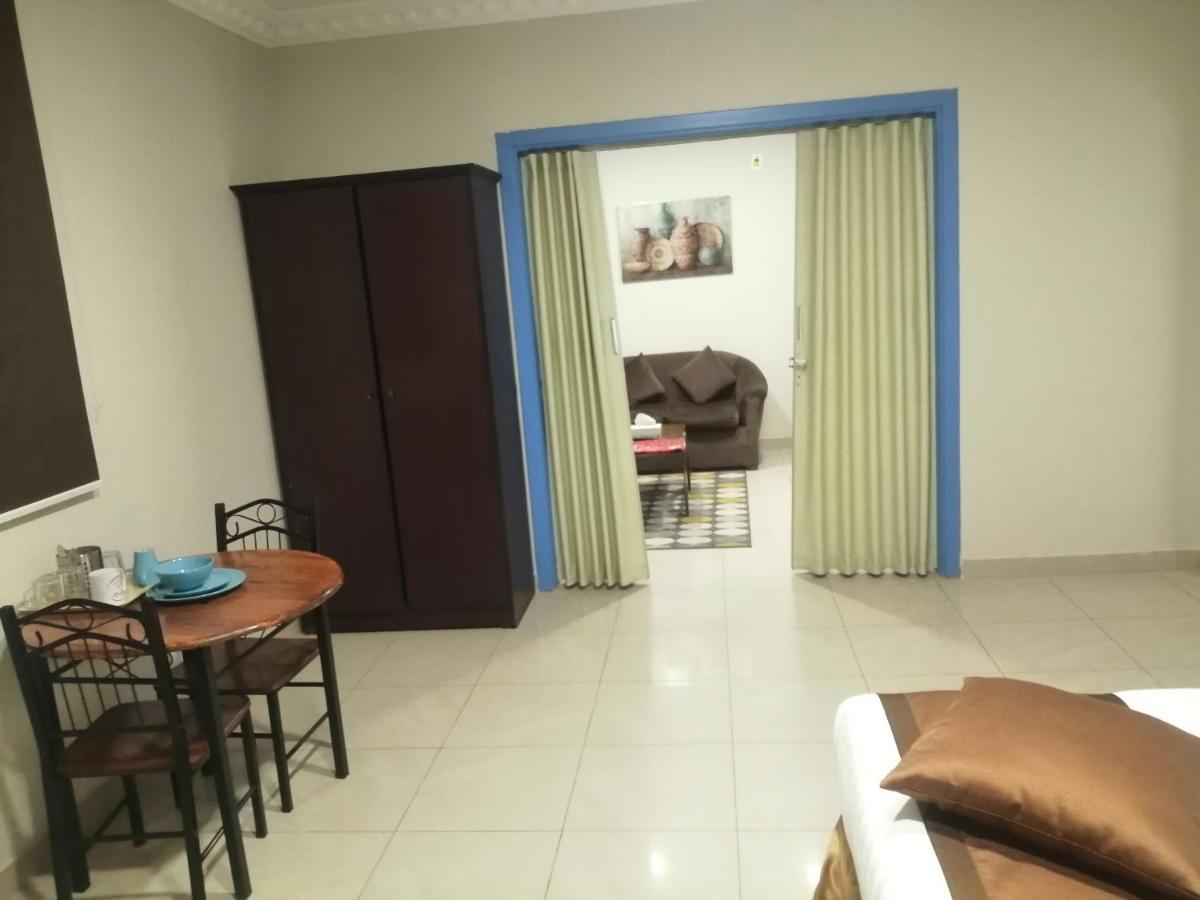 Nozol Al Toot Furnished Units Aparthotel Rijád Kültér fotó