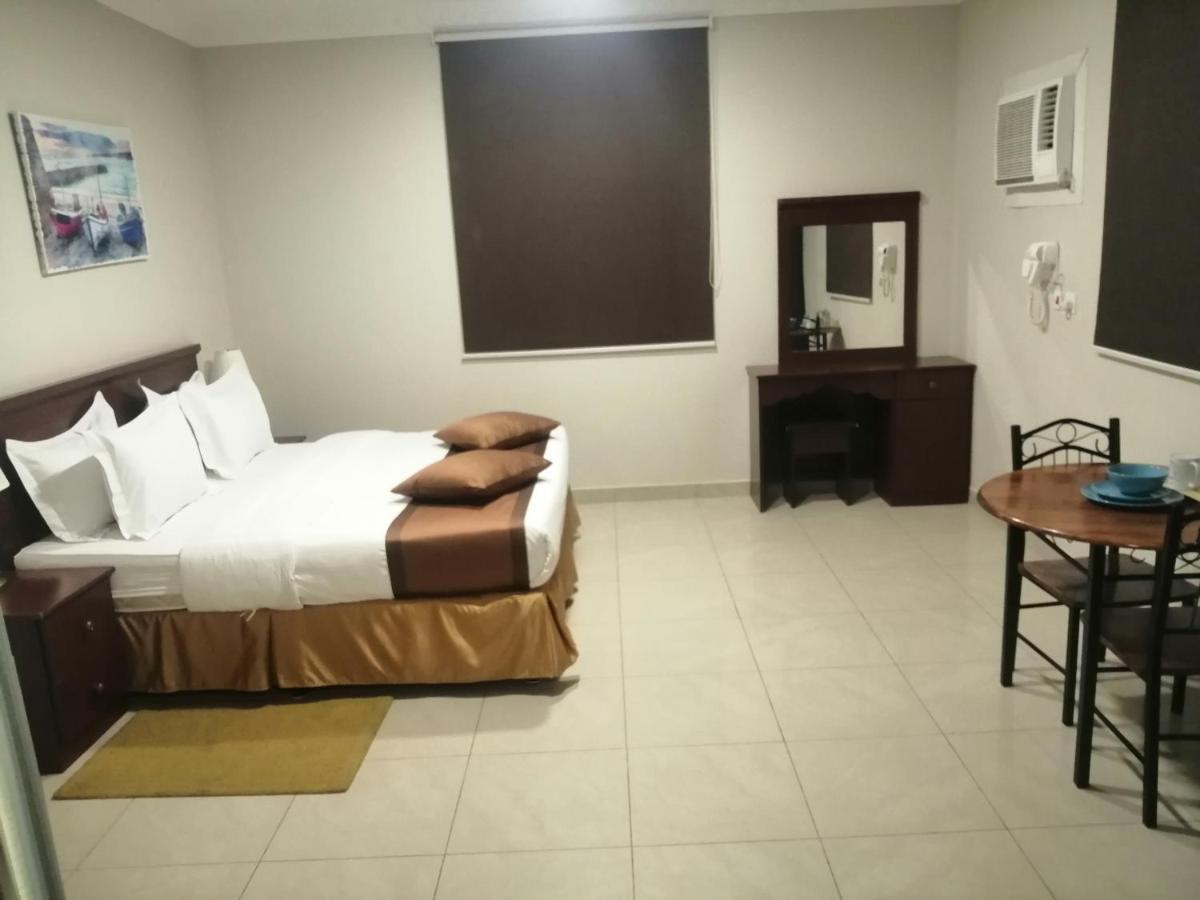 Nozol Al Toot Furnished Units Aparthotel Rijád Kültér fotó