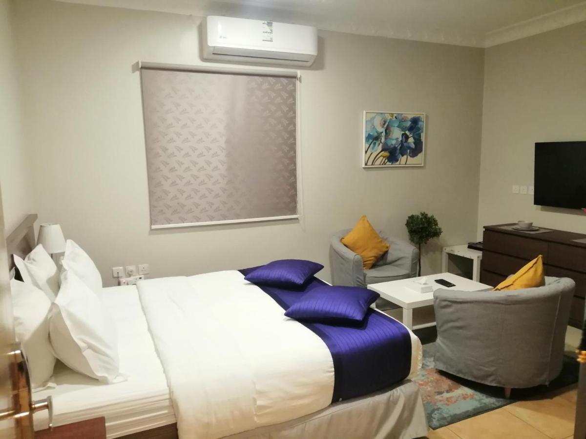 Nozol Al Toot Furnished Units Aparthotel Rijád Kültér fotó