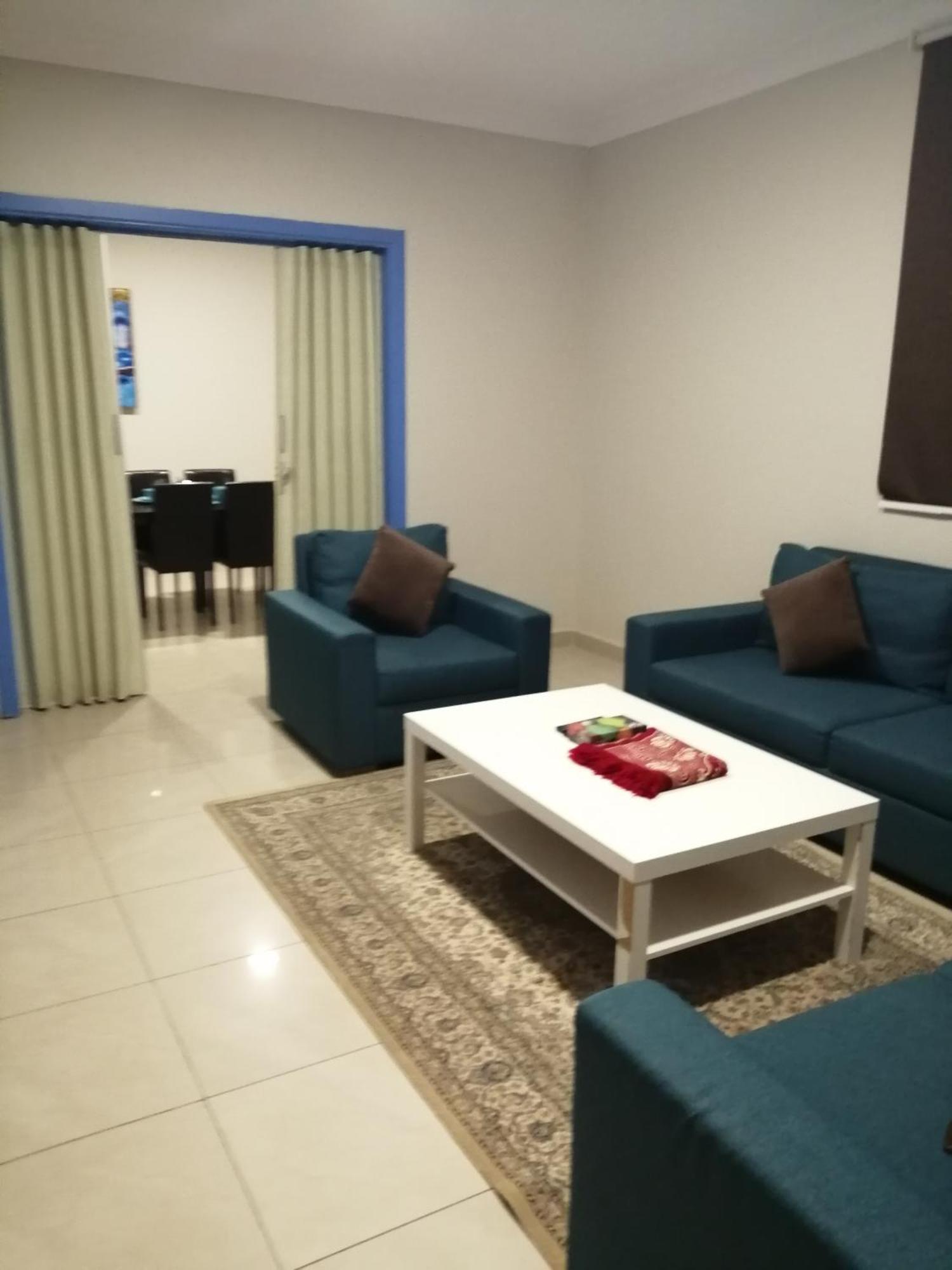 Nozol Al Toot Furnished Units Aparthotel Rijád Szoba fotó