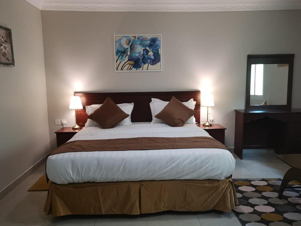 Nozol Al Toot Furnished Units Aparthotel Rijád Kültér fotó